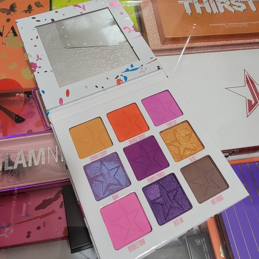 Mini Breaker palette from Jeffree Star Cosmetics